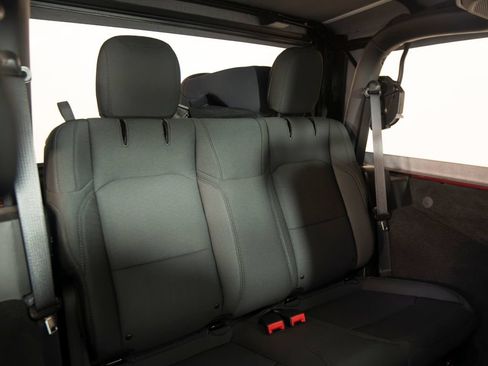 Used 2021 Jeep Wrangler Sport AWD/4WD image 28