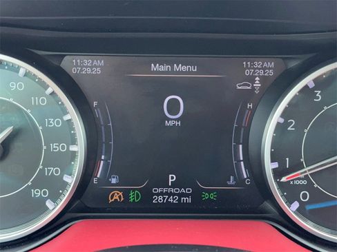 Used 2022 Maserati Levante Modena image 21