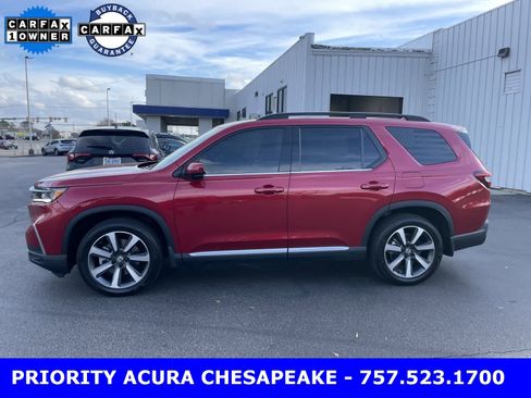 Used 2025 Honda Pilot Elite image 4