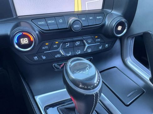 Used 2015 Chevrolet Corvette Stingray Coupe w/ 2LT Preferred Equipment Group image 39