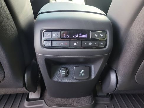 Used 2025 Hyundai Palisade Calligraphy AWD/4WD image 14