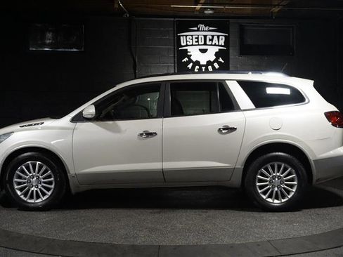 Used 2009 Buick Enclave CXL w/ Entertainment Package #2 image 1