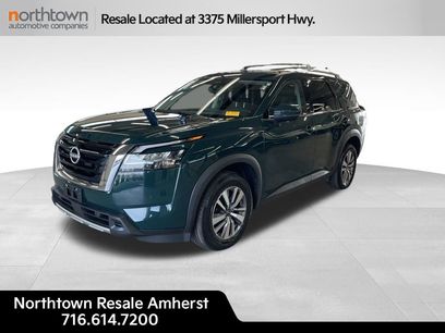 Used 2023 Nissan Pathfinder SL