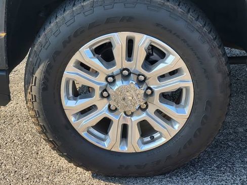 Used 2020 GMC Sierra 2500 Denali w/ Technology Package image 13