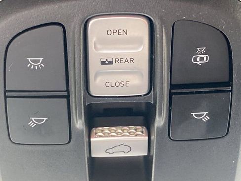 Used 2022 Hyundai Palisade Calligraphy FWD image 23