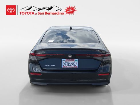 Used 2023 Honda Accord EX image 4