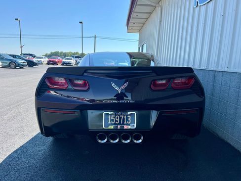 Used 2017 Chevrolet Corvette Stingray Coupe w/ 1LT RWD image 6