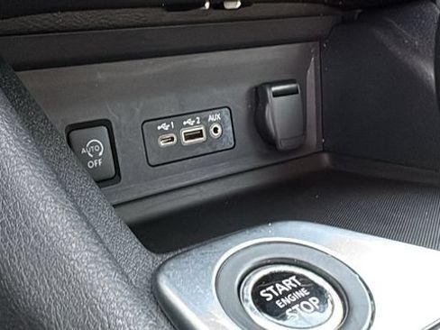 Certified 2024 Nissan Sentra SV FWD image 25