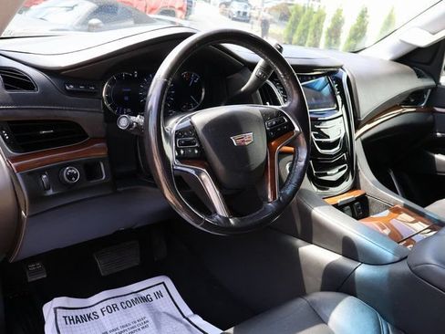 Certified 2019 Cadillac Escalade Luxury RWD image 26