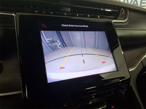 Used 2021 Jeep Grand Cherokee L Limited image 22