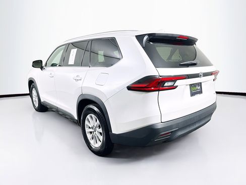 Used 2025 Toyota Grand Highlander FWD image 5