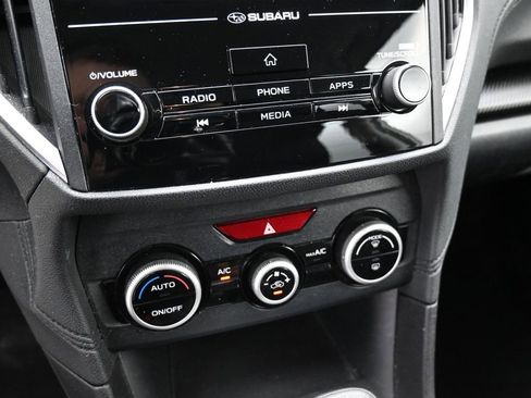 Used 2023 Subaru Crosstrek 2.0i image 17