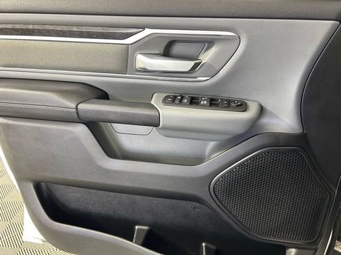 Used 2022 RAM 1500 Big Horn AWD/4WD image 38