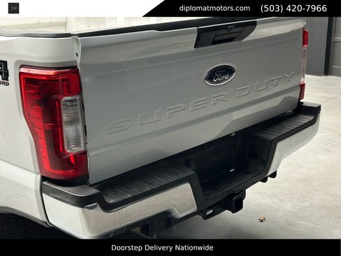 Used 2019 Ford F250 XL w/ Power Equipment Group image 16