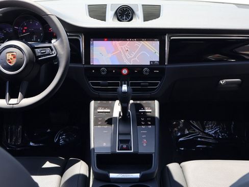 New 2026 Porsche Macan AWD/4WD image 19