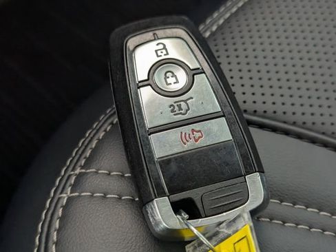 Certified 2022 Ford Mustang Mach-E Premium image 32