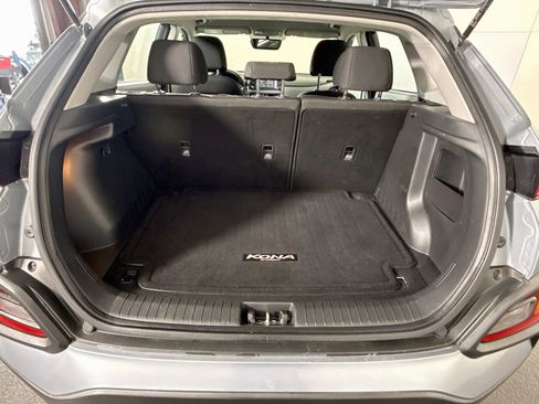 Used 2018 Hyundai Kona SE FWD image 34