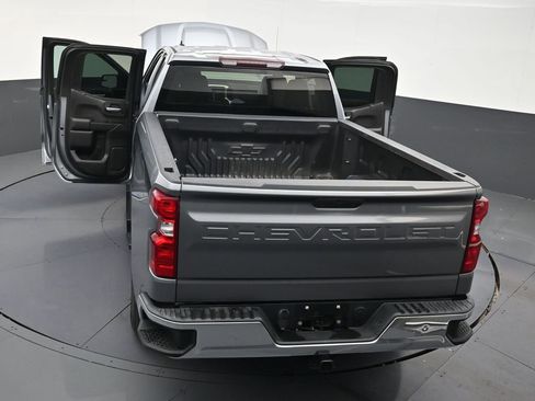 Used 2021 Chevrolet Silverado 1500 LT image 32