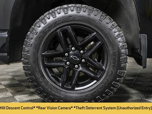 Used 2021 Chevrolet Silverado 1500 LT Trail Boss w/ Convenience Package II AWD/4WD image 27