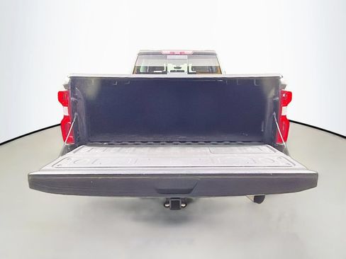 Used 2020 Chevrolet Silverado 2500 High Country w/ Technology Package AWD/4WD image 24