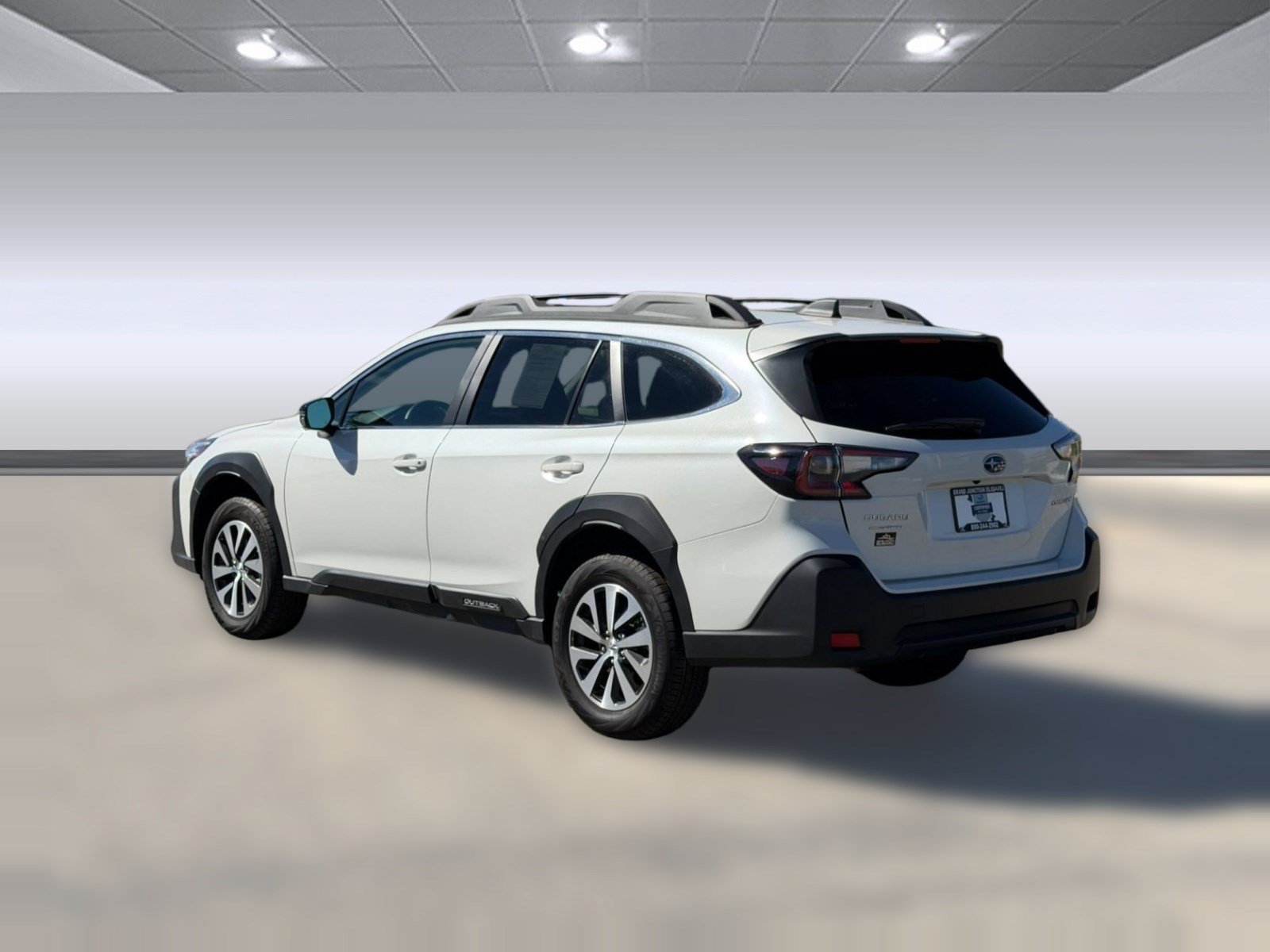 Certified 2025 Subaru Outback Premium AWD/4WD image 3