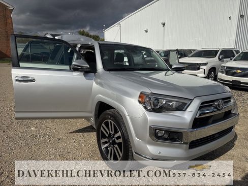 Used 2022 Toyota 4Runner Limited image 40