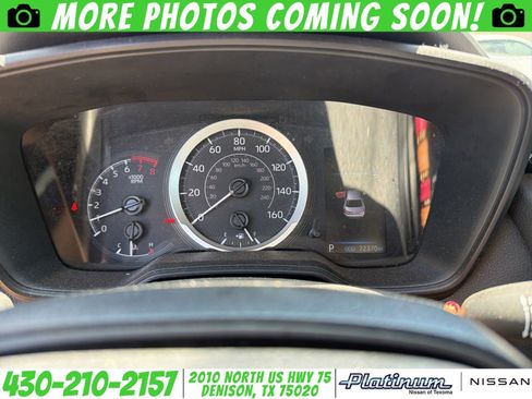 Used 2022 Toyota Corolla LE FWD image 1