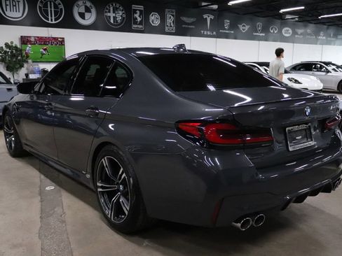 Used 2022 BMW M5 w/ Executive Package image 3
