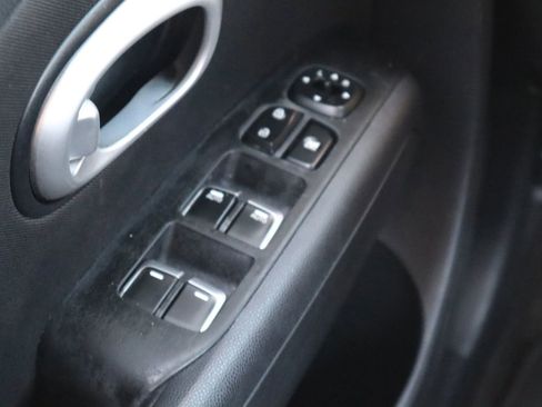 Used 2017 Kia Soul + FWD image 27
