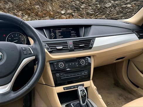 Used 2013 BMW X1 xDrive28i image 6