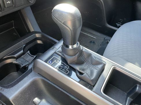 Used 2021 Toyota Tacoma SR5 image 22