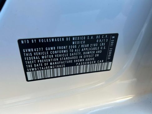 Used 2014 Volkswagen Jetta SE image 32