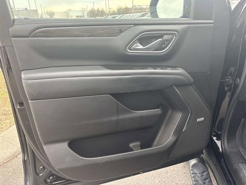 Used 2022 Chevrolet Tahoe Z71 w/ Luxury Package image 26