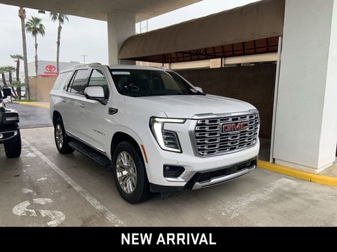 Certified 2025 GMC Yukon Denali image 4