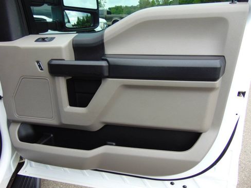 Used 2018 Ford F350 XL w/ Power Equipment Group RWD image 38