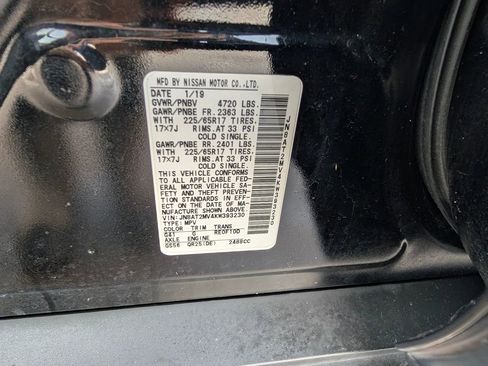 Used 2019 Nissan Rogue SV image 23