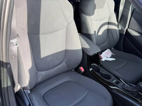 Used 2020 Toyota Corolla LE w/ LE Premium Package FWD image 18