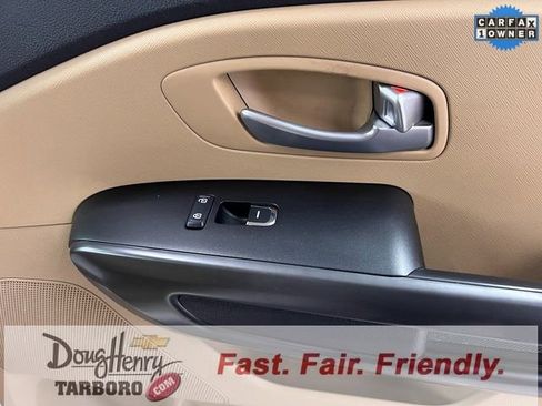 Used 2020 Kia Sedona LX image 27