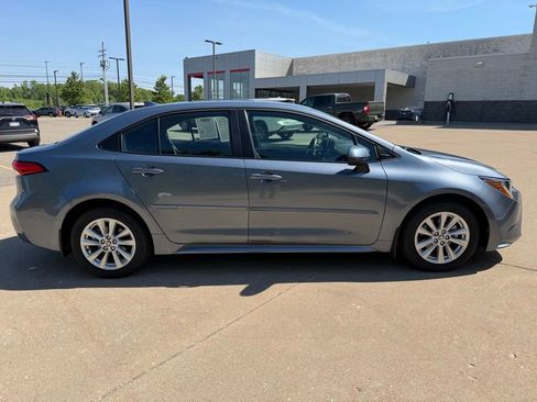 Certified 2025 Toyota Corolla LE w/ LE Premium Package FWD image 6