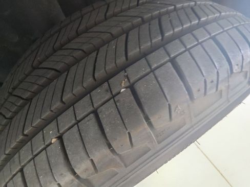 Used 2025 Toyota RAV4 XLE FWD image 15