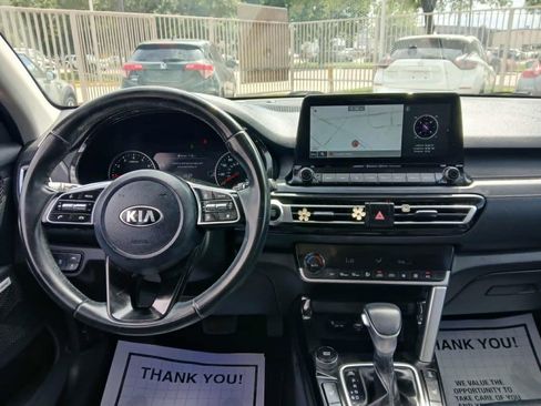 Used 2021 Kia Seltos SX AWD/4WD image 12