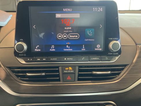 Used 2023 Nissan Altima 2.5 SV image 19