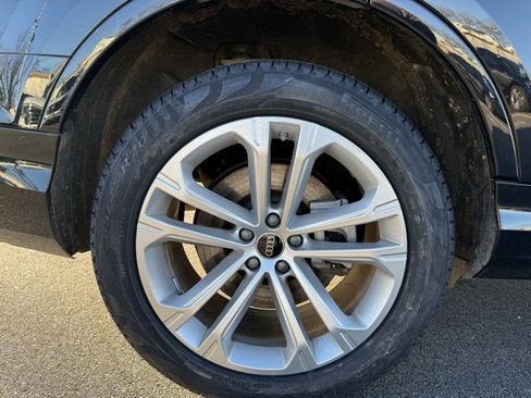 Used 2025 Audi Q7 3.0T Premium Plus image 9