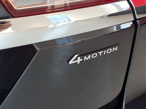 Used 2023 Volkswagen Atlas SE AWD/4WD image 18