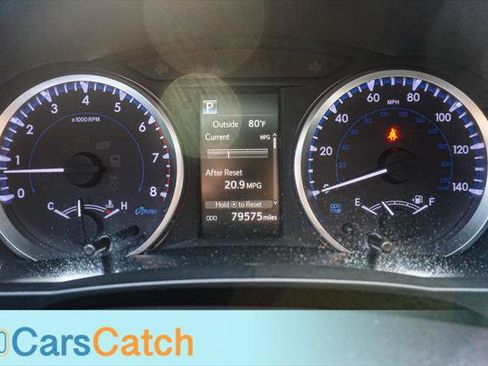 Used 2019 Toyota Highlander LE FWD image 30