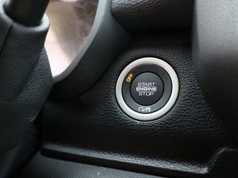 Used 2025 RAM 3500 Laramie image 20