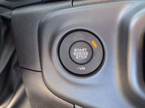 Used 2022 Jeep Wrangler Sport S image 44