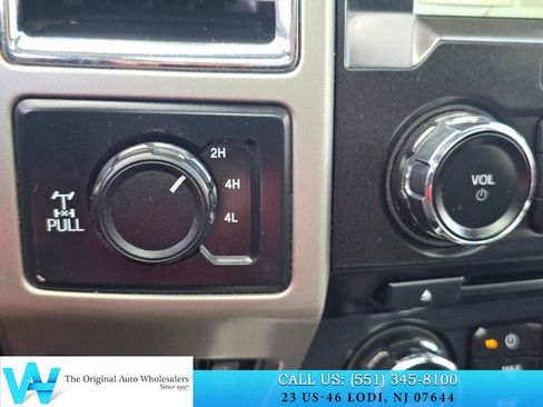 Used 2017 Ford F350 Lariat w/ Lariat Ultimate Package AWD/4WD image 24