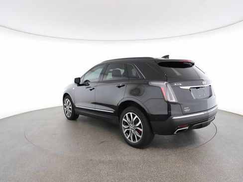 Used 2023 Cadillac XT5 Sportv image 11
