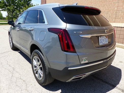 Used 2021 Cadillac XT5 Premium Luxury w/ LPO, Floor Liner Package AWD/4WD image 7